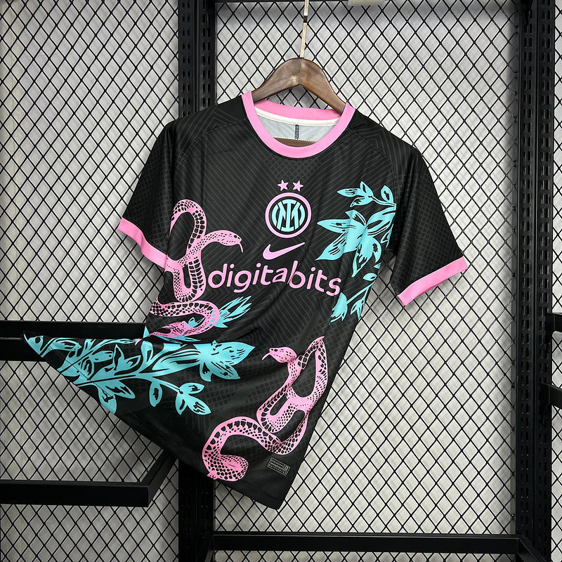 Inter Pink Snake Kit (Pre-order)