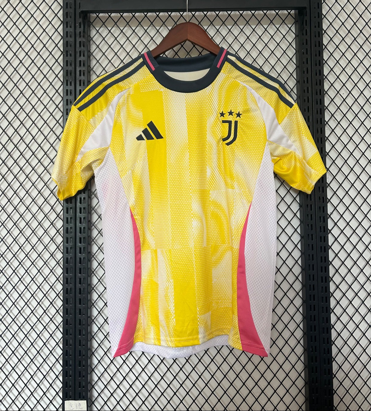 2024/25 Juventus (Pre-order)