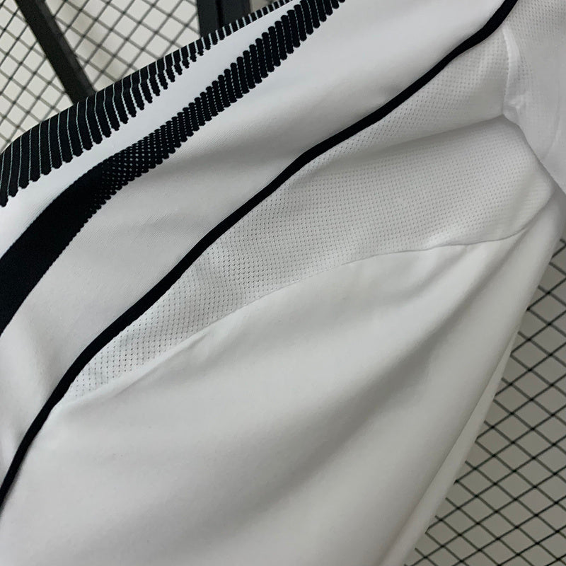 Juventus 25/26 Home Kit (Pre-order)