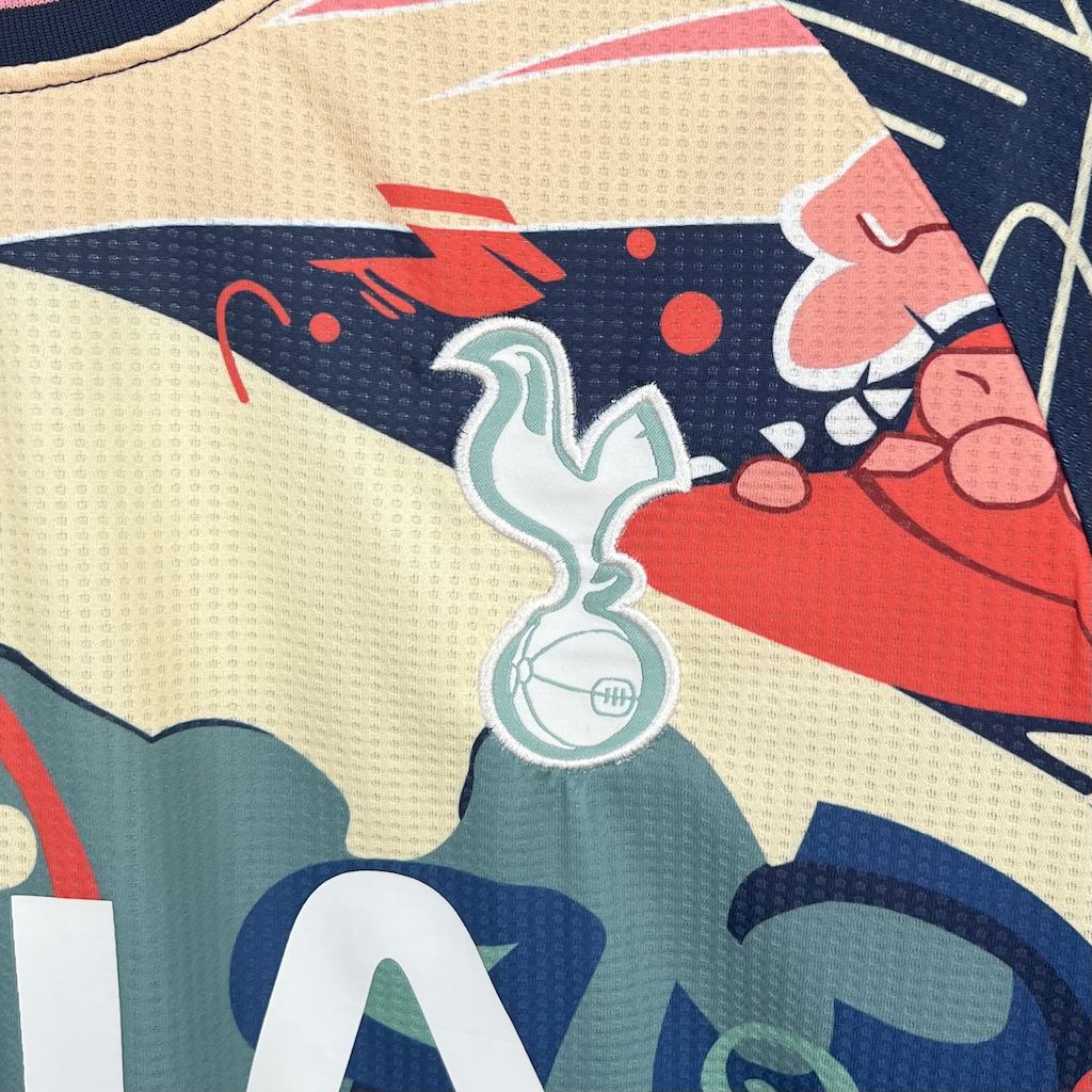 Tottenham Spurs Hokusai Kit (Pre-order)