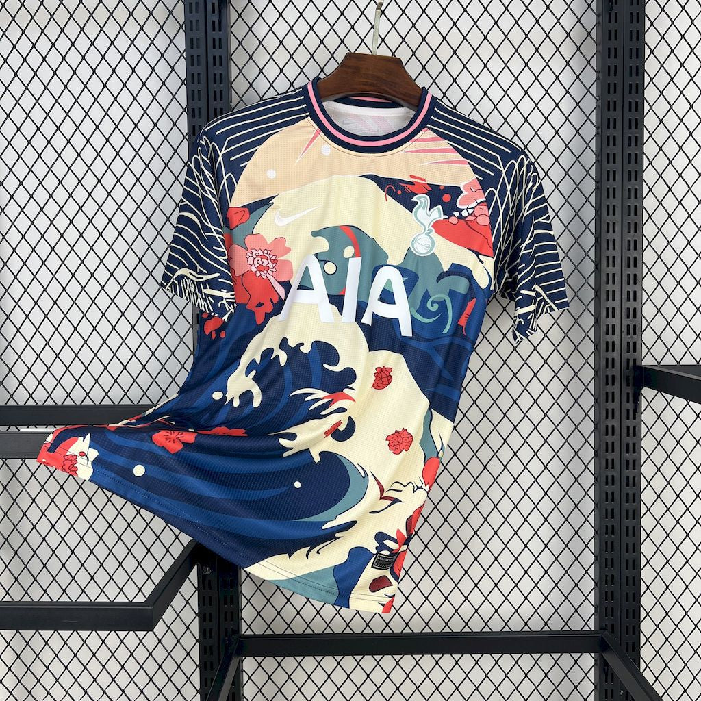 Tottenham Spurs Hokusai Kit (Pre-order)