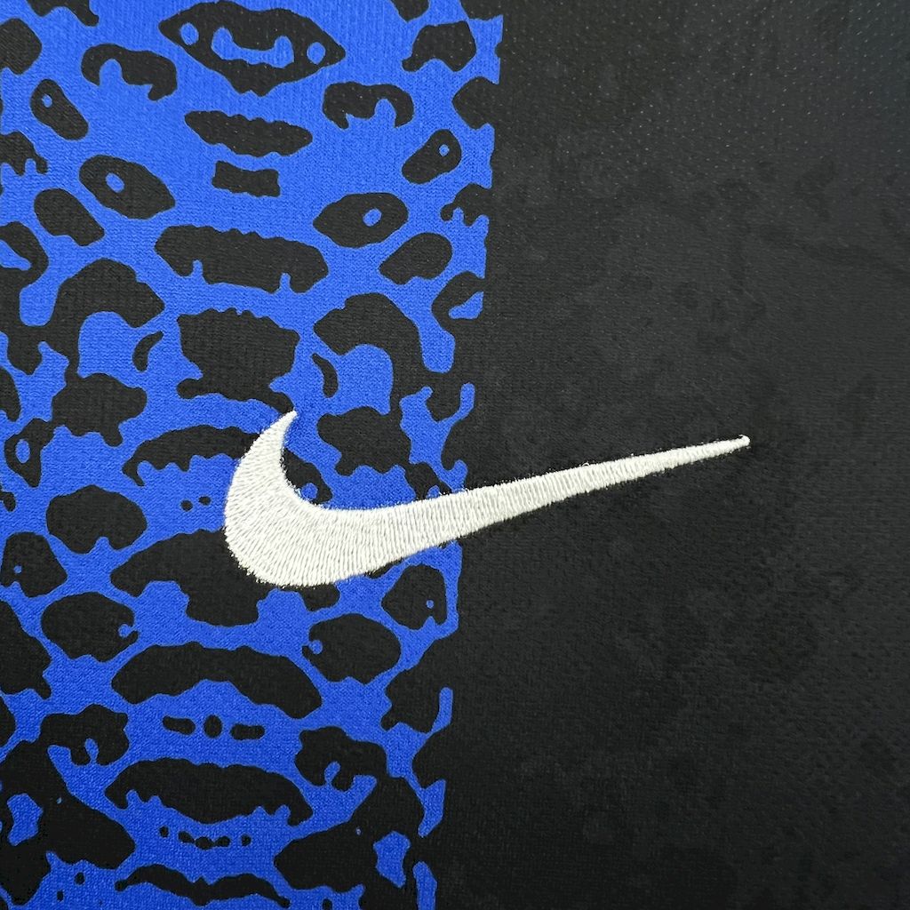 Inter The Serpent Kit (Pre-order)