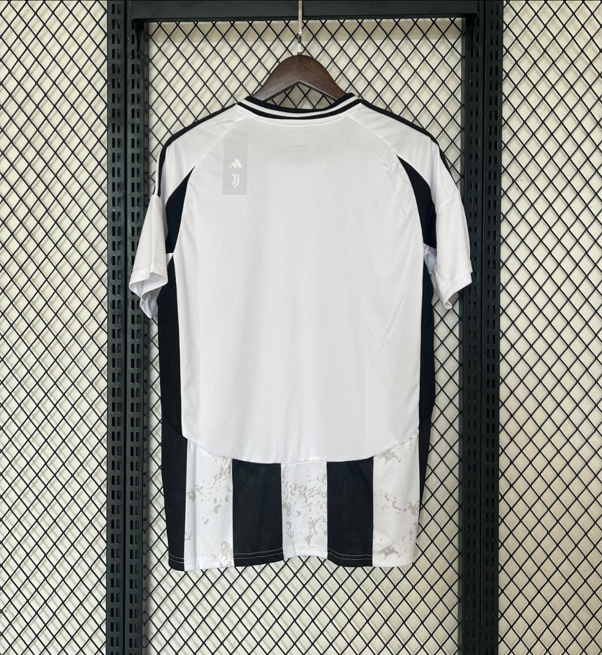 2024/25 Juventus (Pre-order)