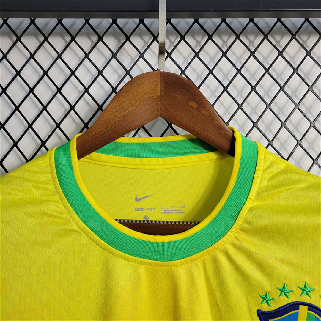 Brazil Yellow Pigeon Kit (Pre-order)