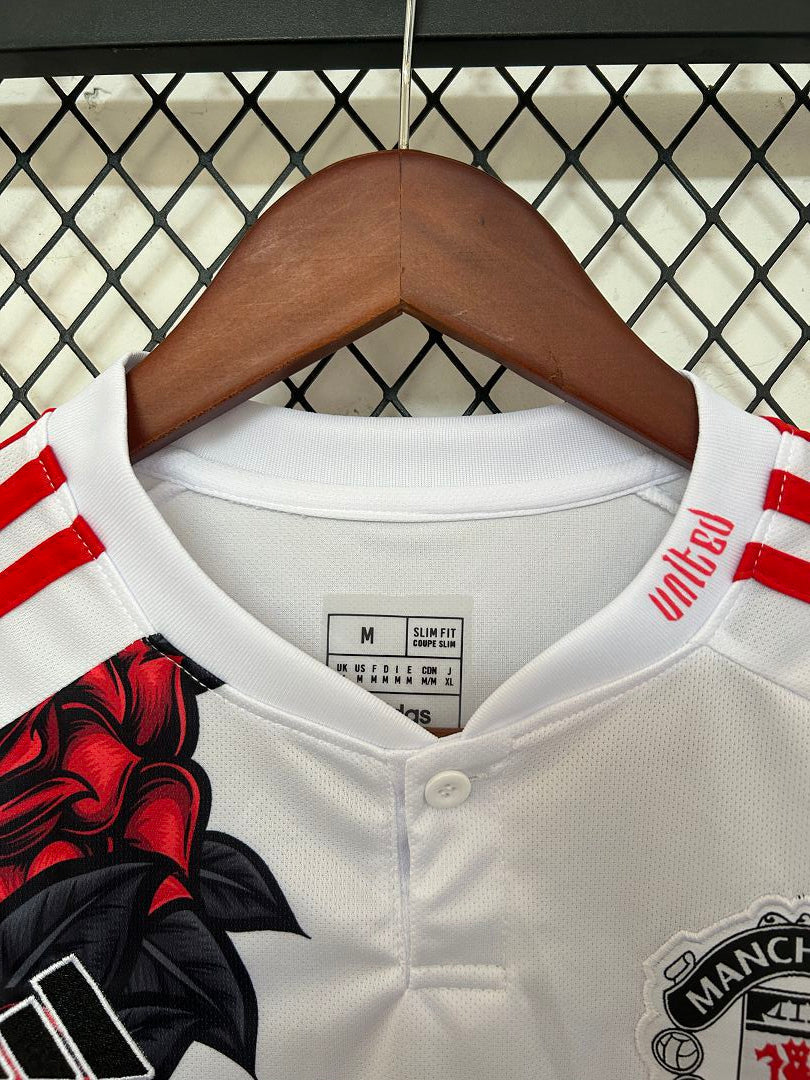 Manchester United The Rose Garden (Pre-order)
