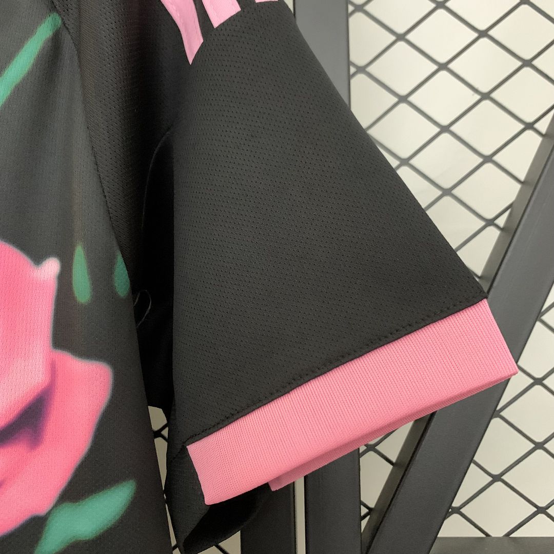Real Madrid Pink Snake Kit (Pre-order)