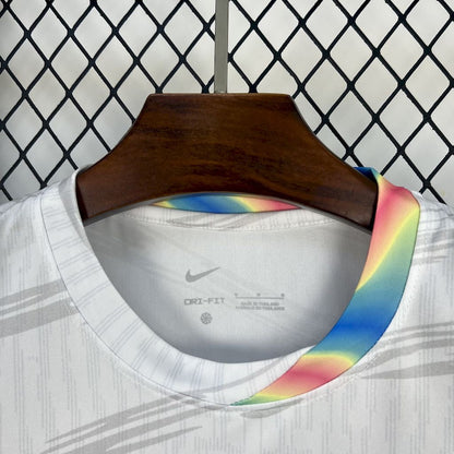 Barcelona White Chrome Kit (Pre-order)