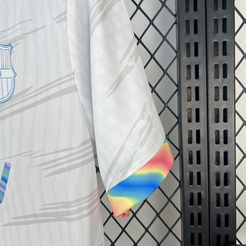 Barcelona White Chrome Kit (Pre-order)