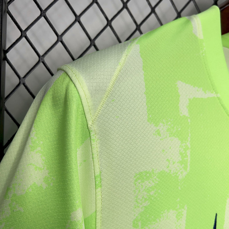 Barcelona 24/25 Lime Kit (Pre-order)